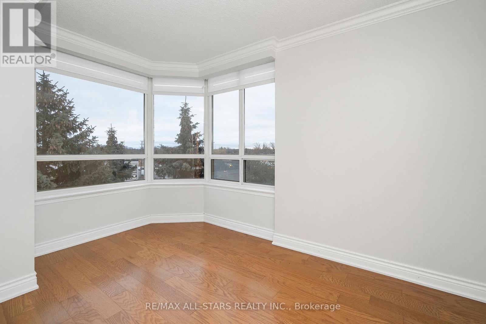 404 - 610 Bullock Drive, Markham (Markville), Ontario  L3R 0G1 - Photo 15 - N12895330