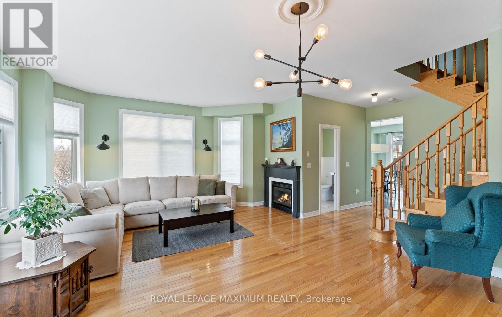 25 John Frank Road, Vaughan, Ontario  L4L 0A5 - Photo 11 - N12895374