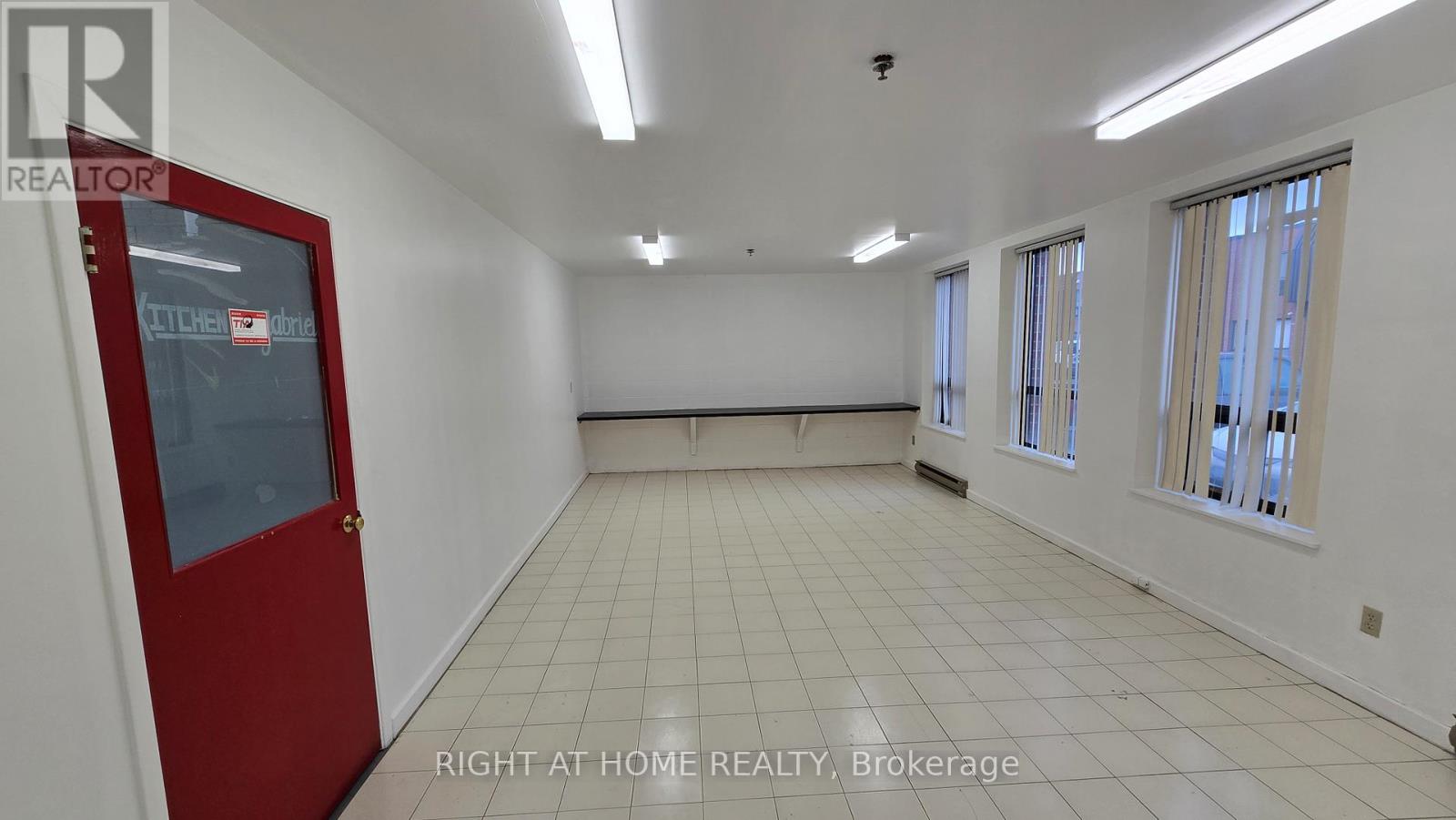 47 - 101 Freshway Drive, Vaughan (Concord), Ontario  L4K 1R9 - Photo 6 - N12895378