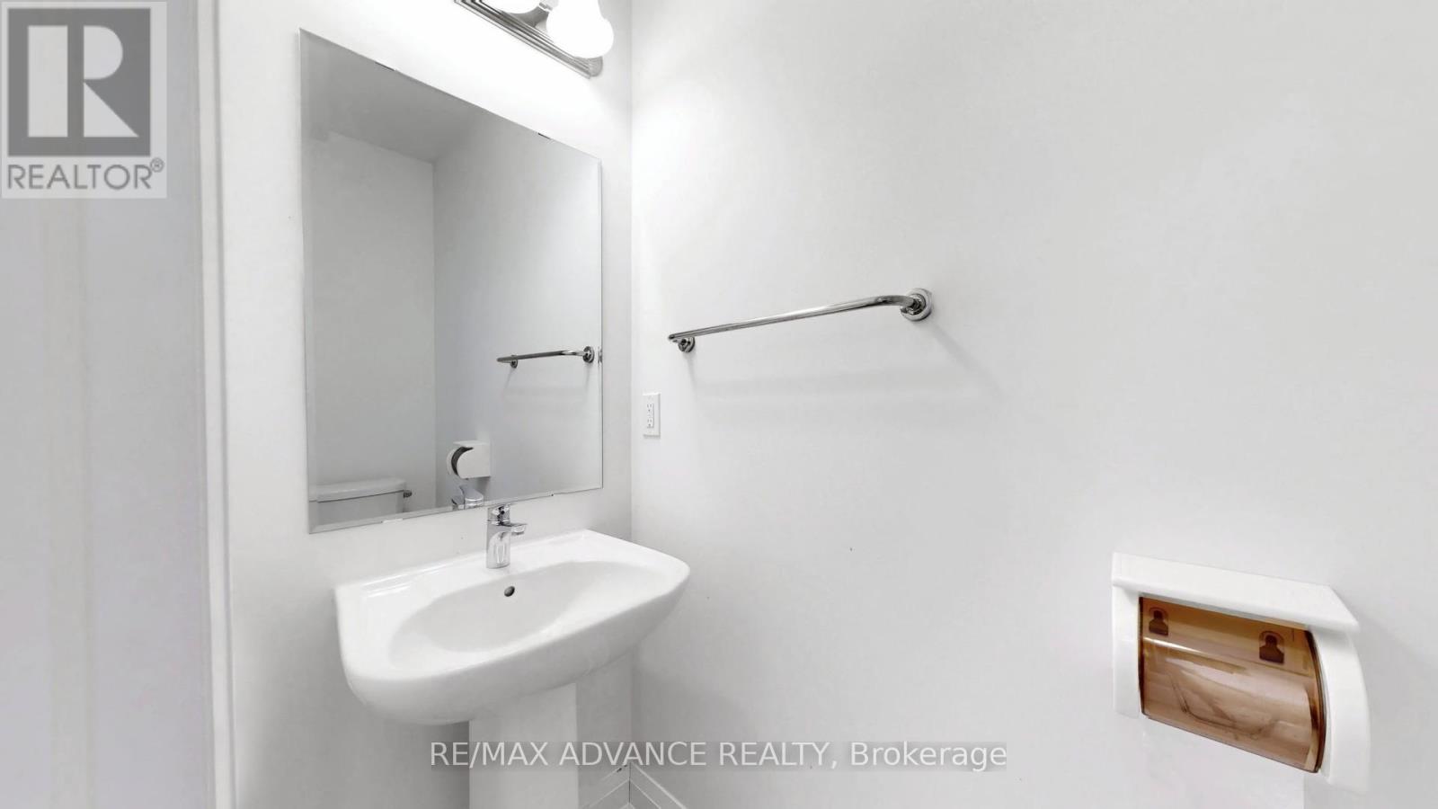 4 Carole Bell Way, Markham, Ontario  L6E 0W2 - Photo 15 - N12895404