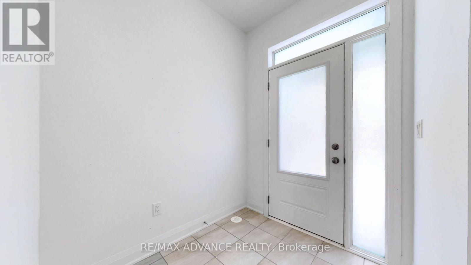 4 Carole Bell Way, Markham, Ontario  L6E 0W2 - Photo 42 - N12895404