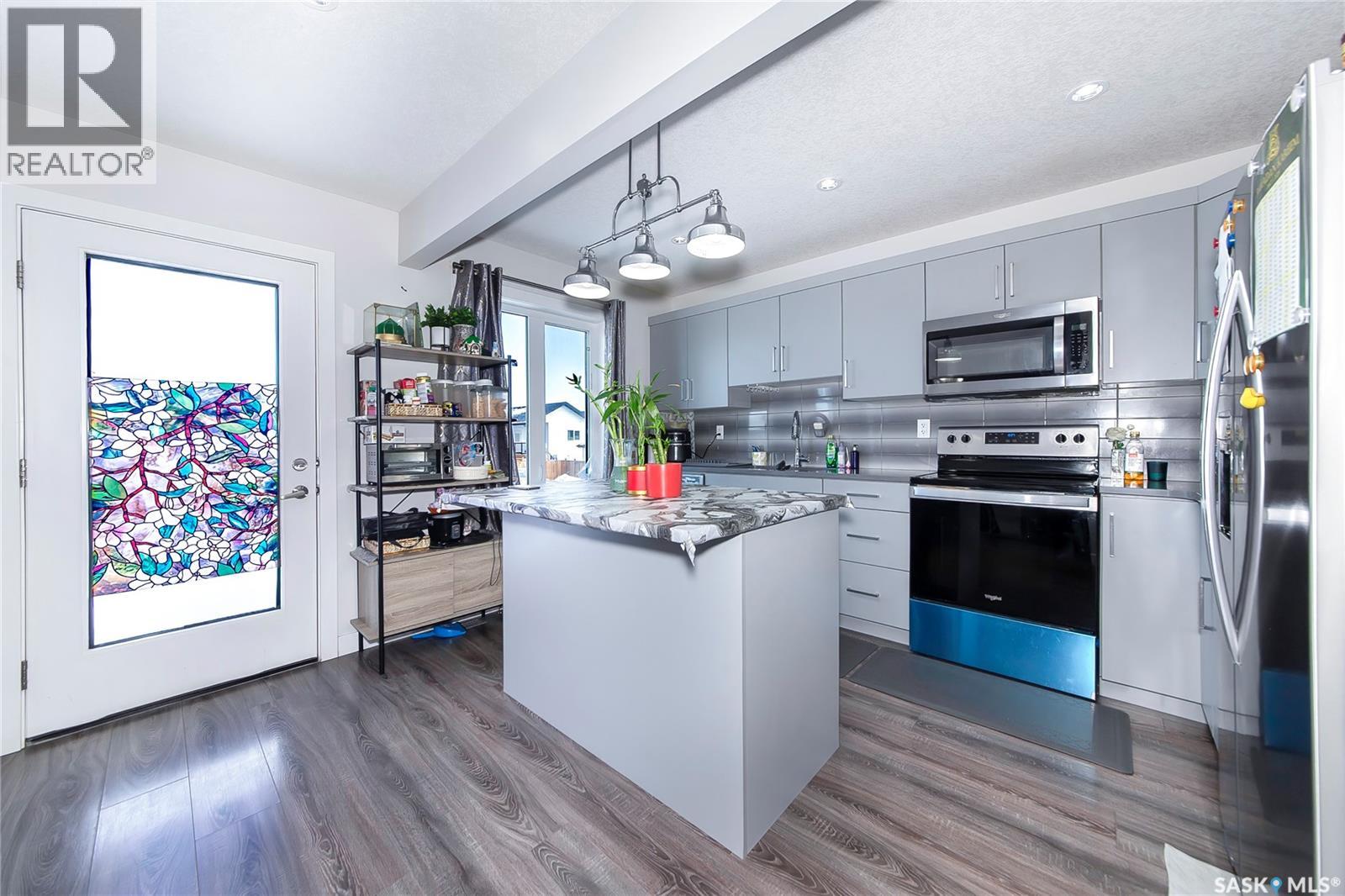 4166 Diefenbaker Drive, Saskatoon, Saskatchewan  S7I 6W8 - Photo 13 - SK030725