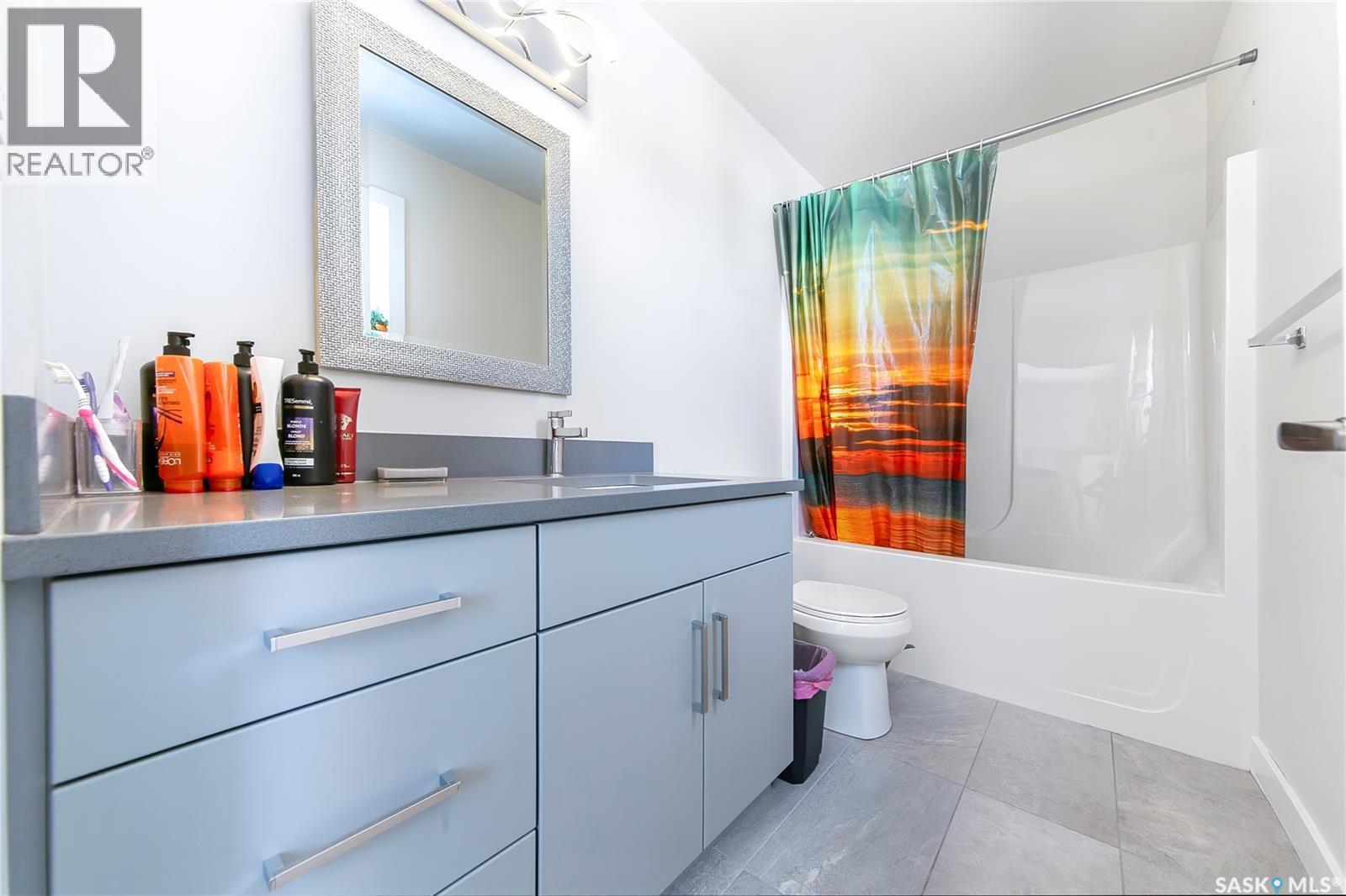 4166 Diefenbaker Drive, Saskatoon, Saskatchewan  S7I 6W8 - Photo 29 - SK030725