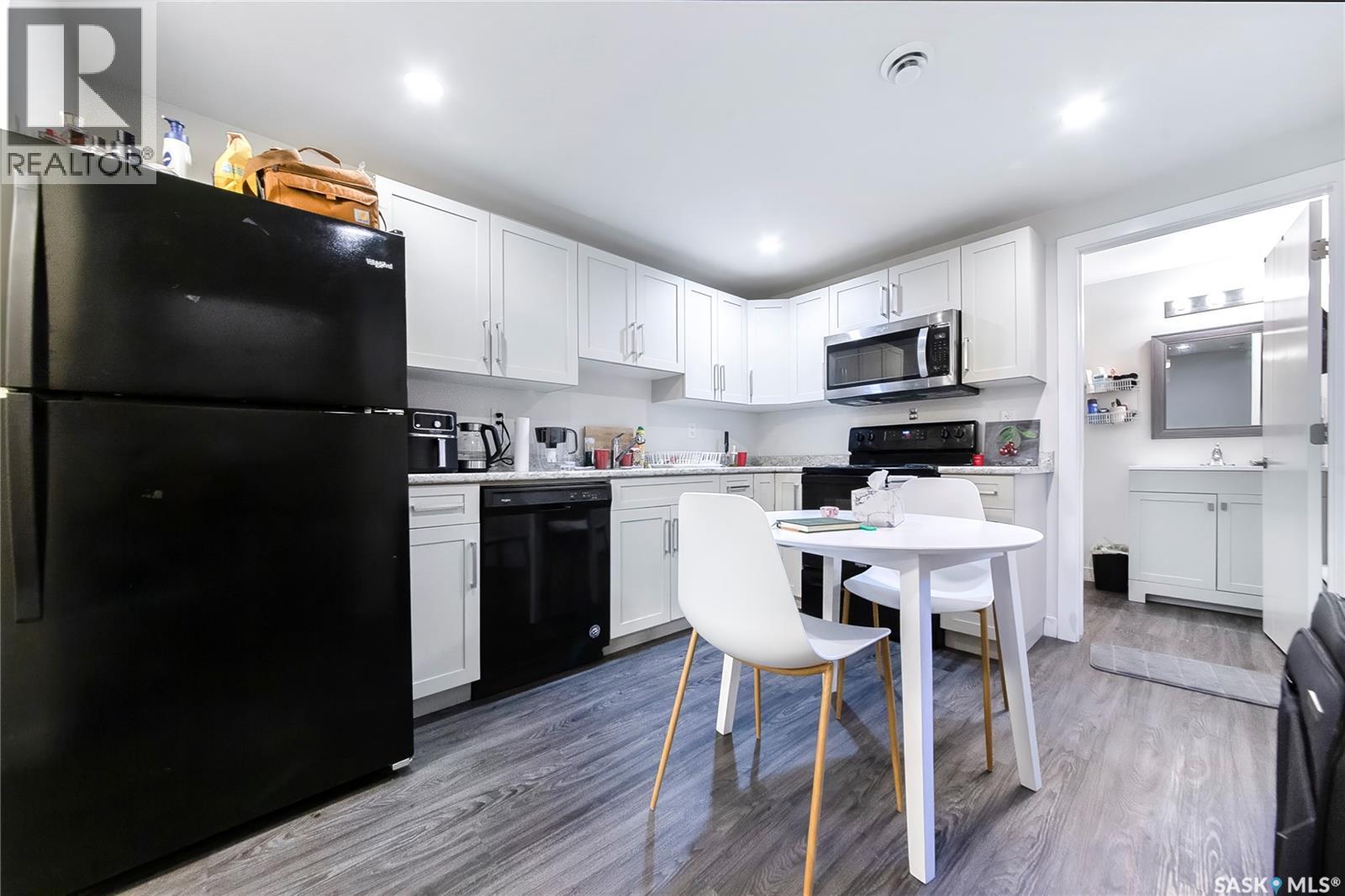 4166 Diefenbaker Drive, Saskatoon, Saskatchewan  S7I 6W8 - Photo 34 - SK030725