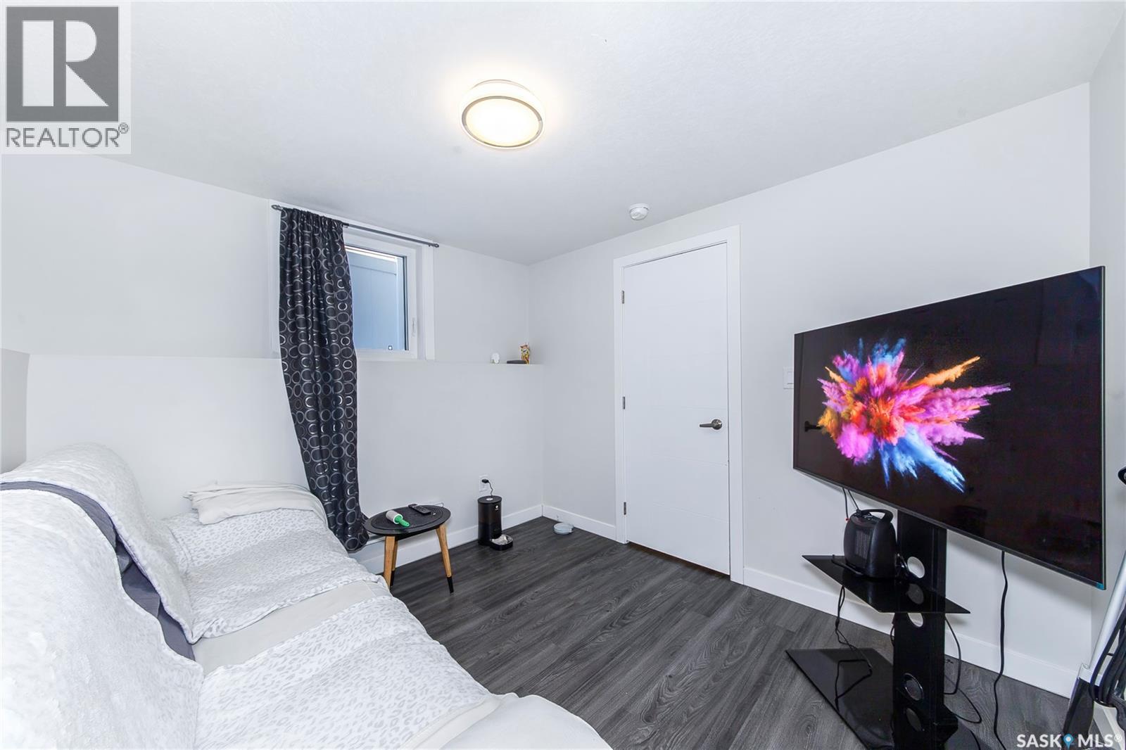 4166 Diefenbaker Drive, Saskatoon, Saskatchewan  S7I 6W8 - Photo 40 - SK030725