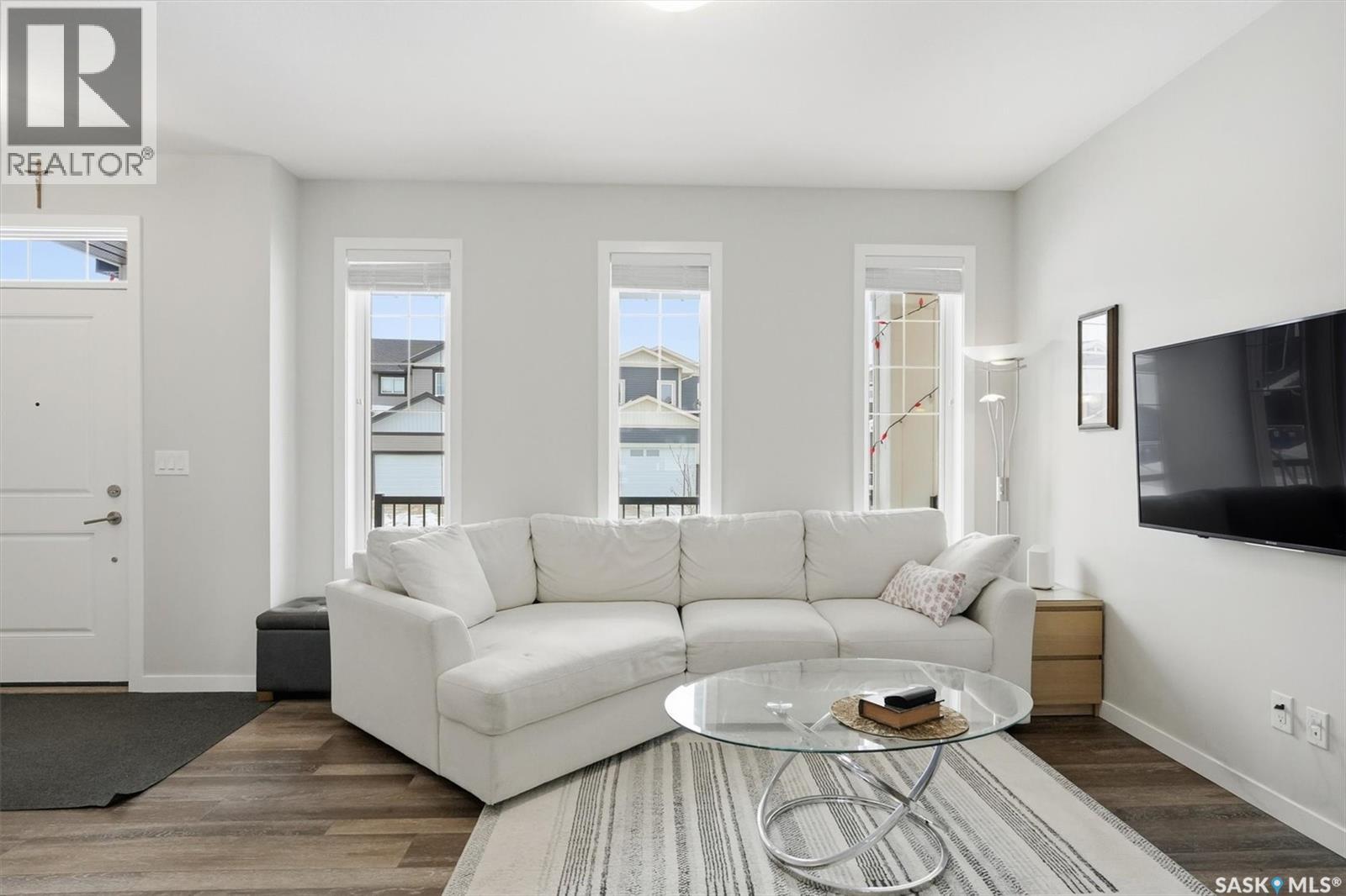 147 Newton Way, Saskatoon, Saskatchewan  S7V 0N6 - Photo 4 - SK030716