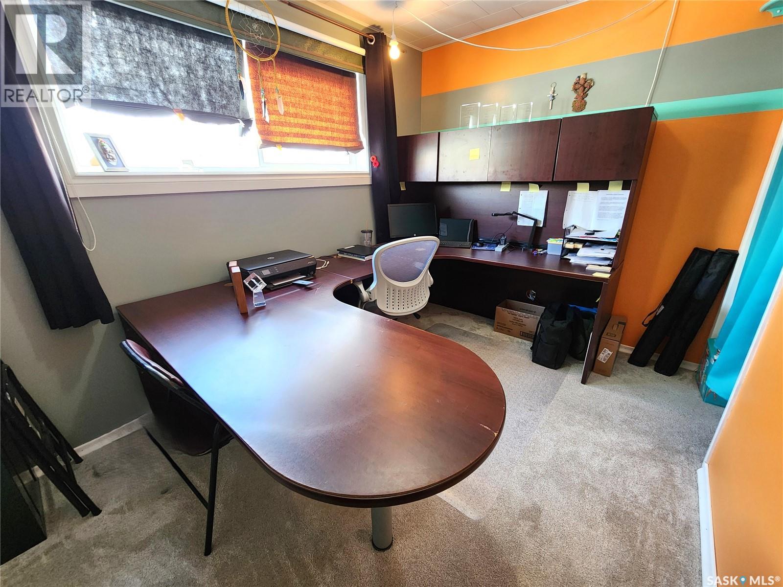 304 Second Avenue E, Lampman, Saskatchewan  S0C 1N0 - Photo 38 - SK030695