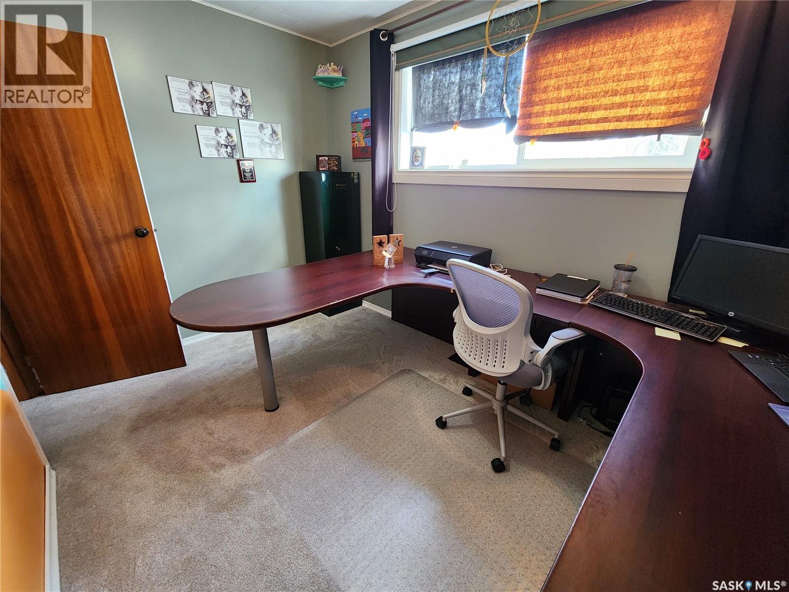 304 Second Avenue E, Lampman, Saskatchewan  S0C 1N0 - Photo 39 - SK030695