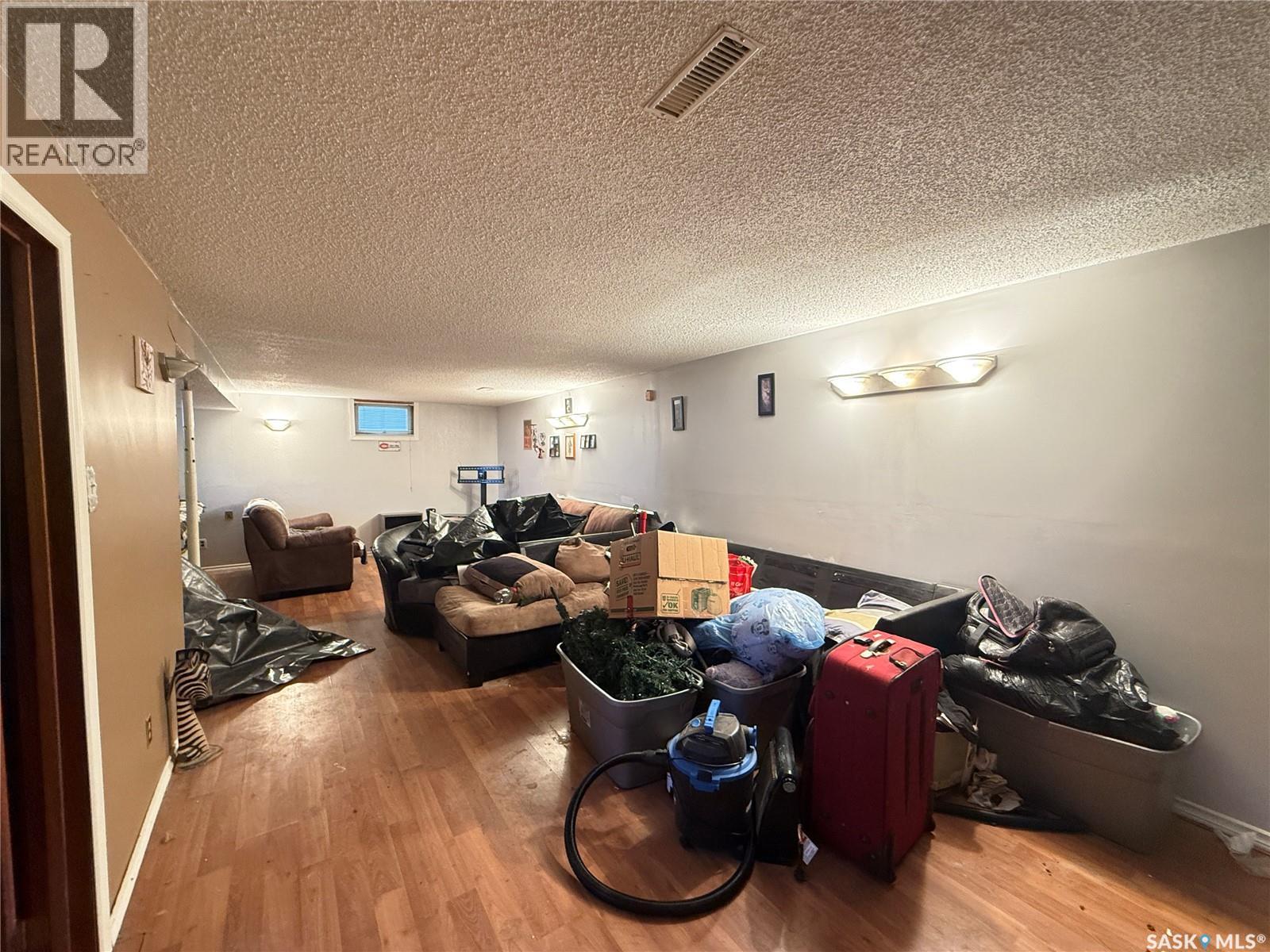 267 Froom Crescent, Regina, Saskatchewan  S4N 1T2 - Photo 14 - SK030602