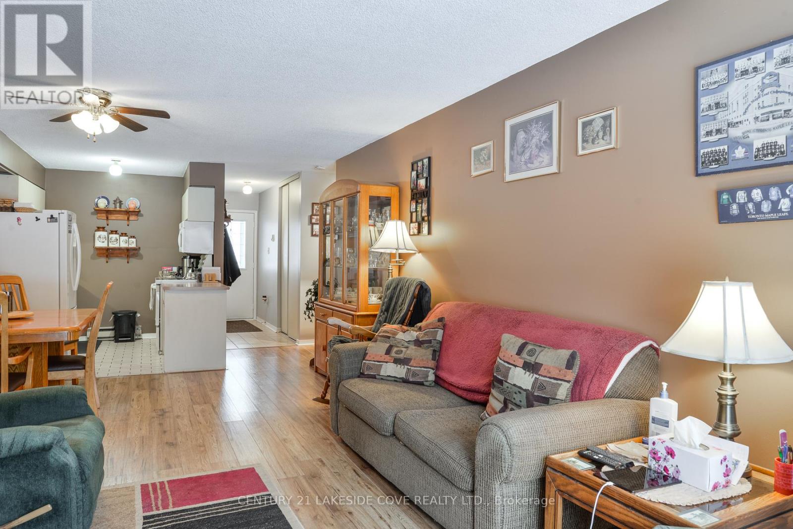 71 Laguna Parkway, Ramara, Ontario  L0K 1B0 - Photo 12 - S12895286