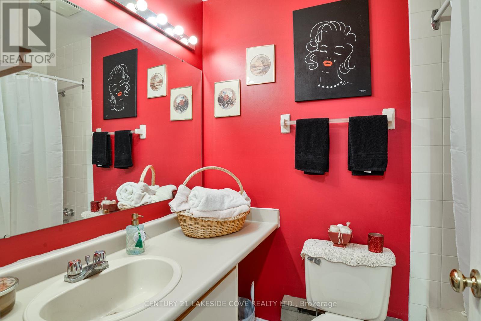 71 Laguna Parkway, Ramara, Ontario  L0K 1B0 - Photo 15 - S12895286