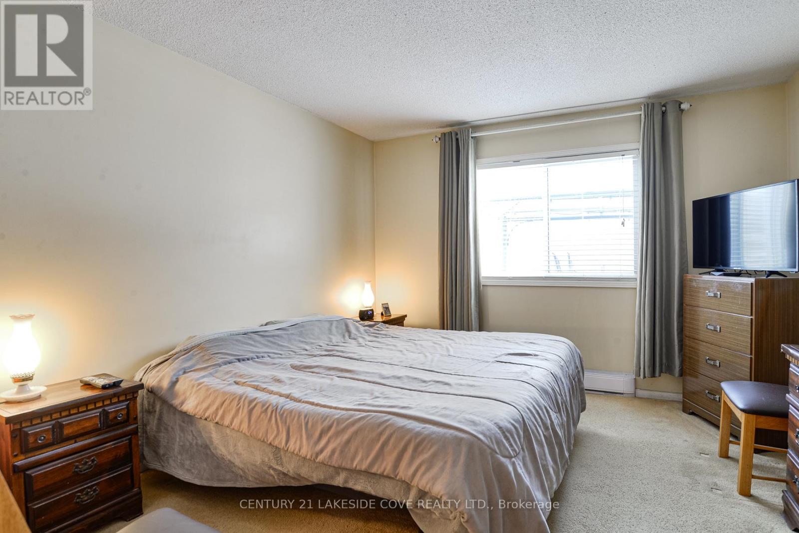 71 Laguna Parkway, Ramara, Ontario  L0K 1B0 - Photo 17 - S12895286