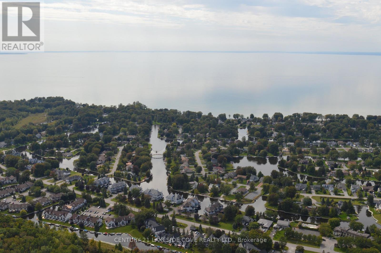 71 Laguna Parkway, Ramara, Ontario  L0K 1B0 - Photo 3 - S12895286