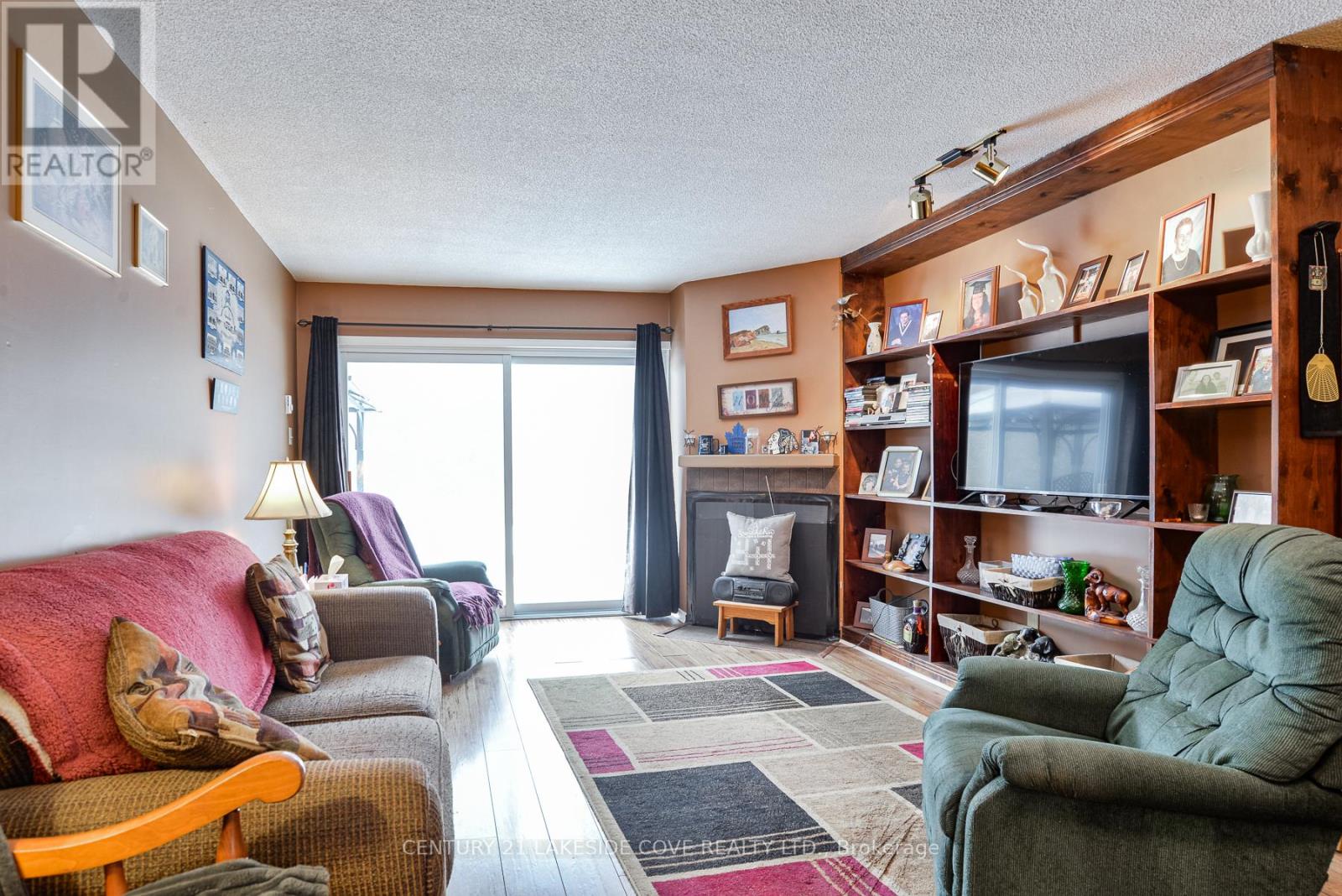 71 Laguna Parkway, Ramara, Ontario  L0K 1B0 - Photo 6 - S12895286