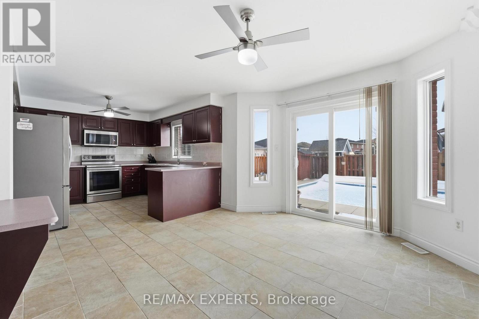 165 Sproule Drive, Barrie, Ontario  L4N 0R1 - Photo 14 - S12895368