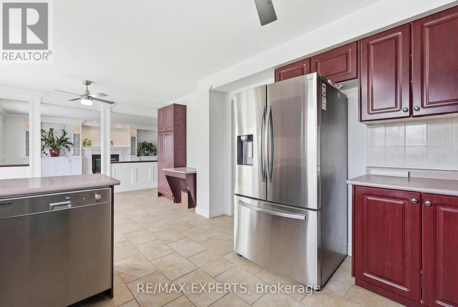 165 Sproule Drive, Barrie, Ontario  L4N 0R1 - Photo 17 - S12895368