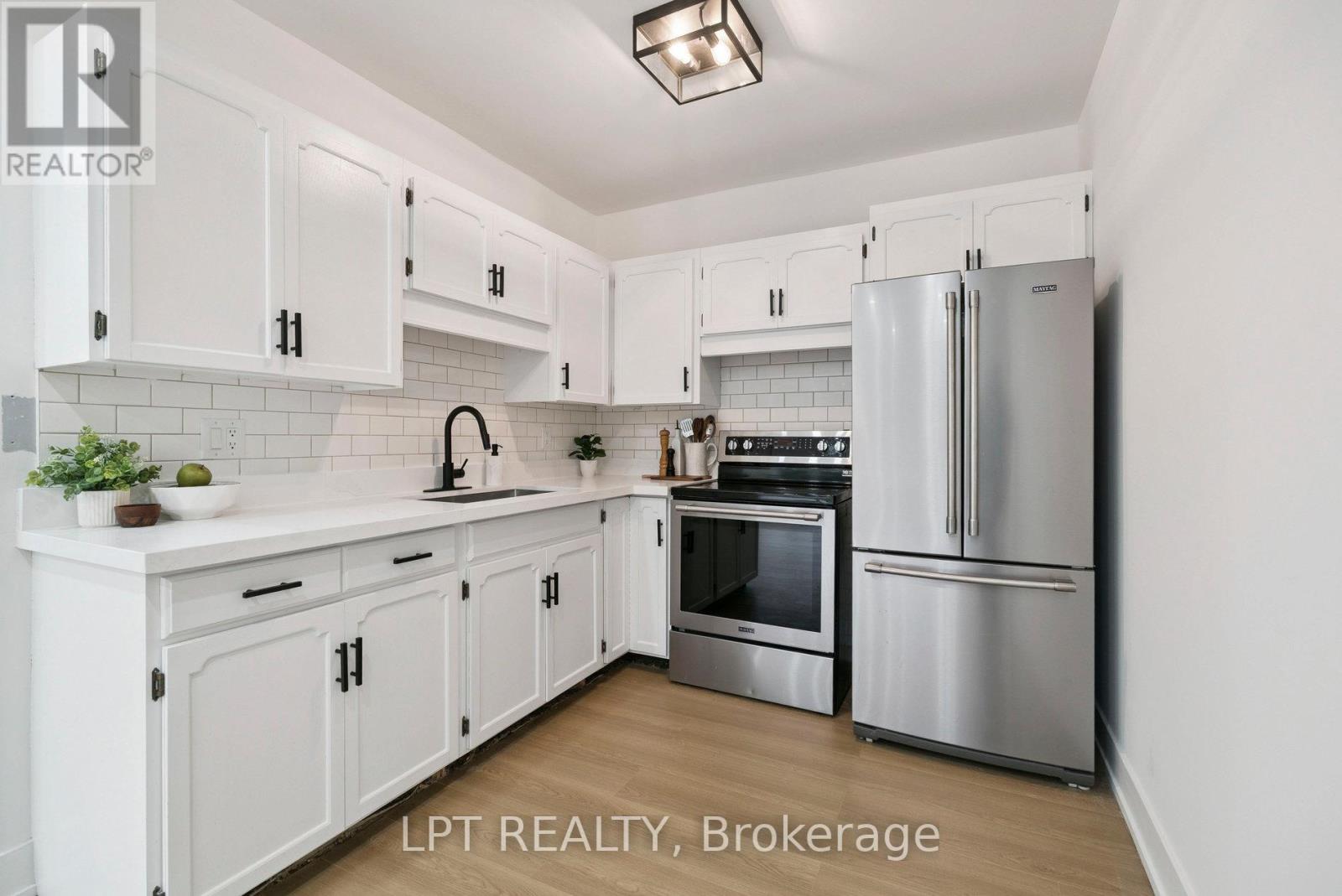 1083 Line 15 N, Oro-Medonte, Ontario  L3V 8J1 - Photo 39 - S12895384