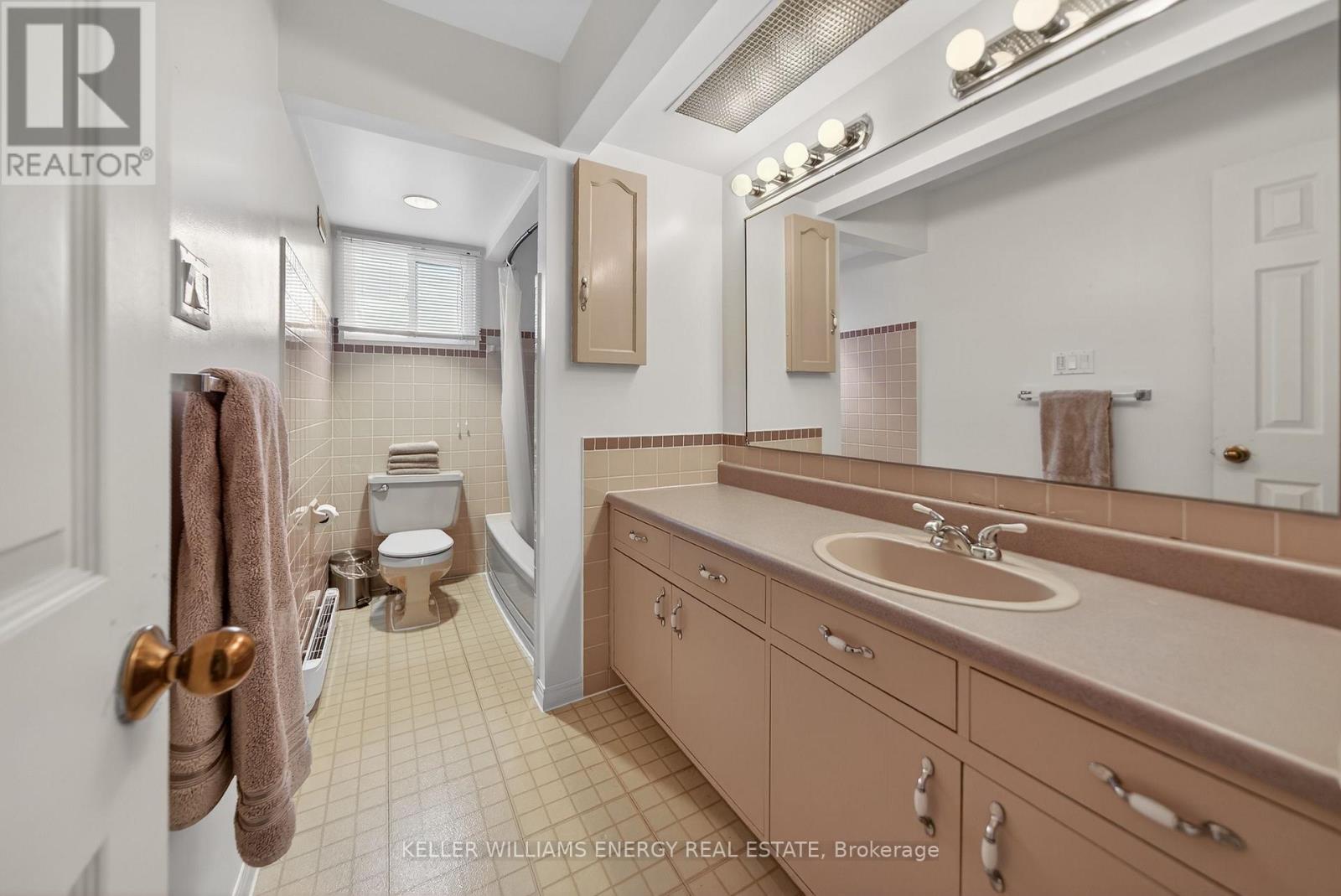 4 Mary Avenue, Prince Edward County, Ontario  K0K 3L0 - Photo 28 - X12879582