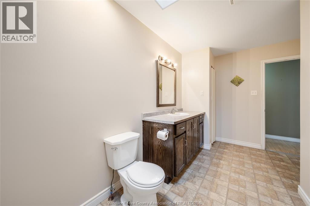 2704 Cappelletto Road, Windsor, Ontario  N8W 5M9 - Photo 29 - 26005599