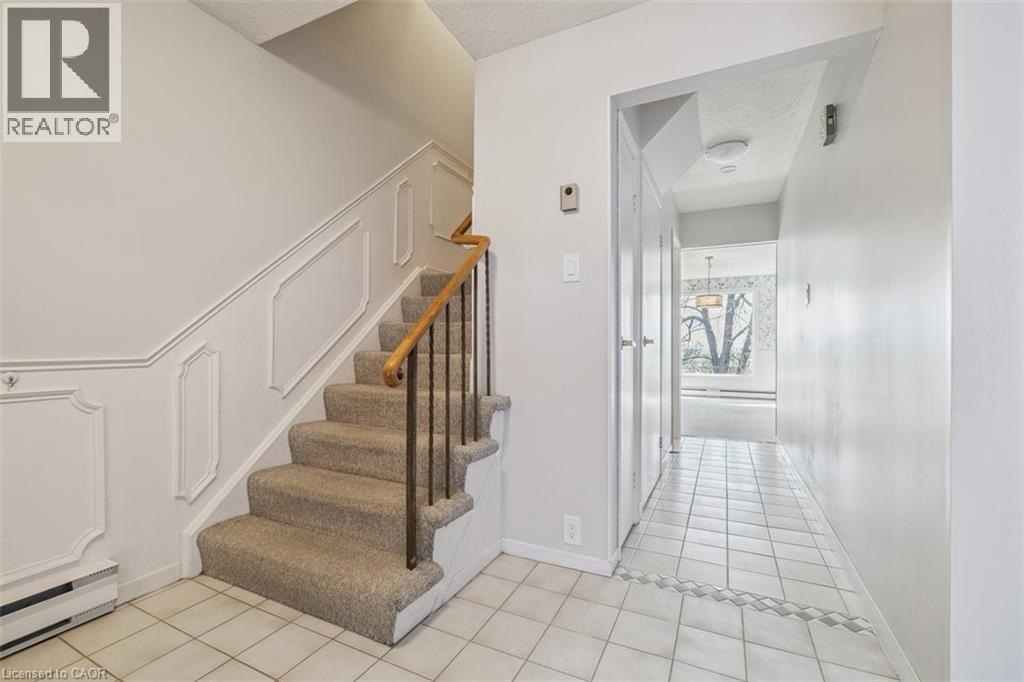 1552 Kerns Road Unit# 4, Burlington, Ontario  L7P 3A7 - Photo 3 - 40812275