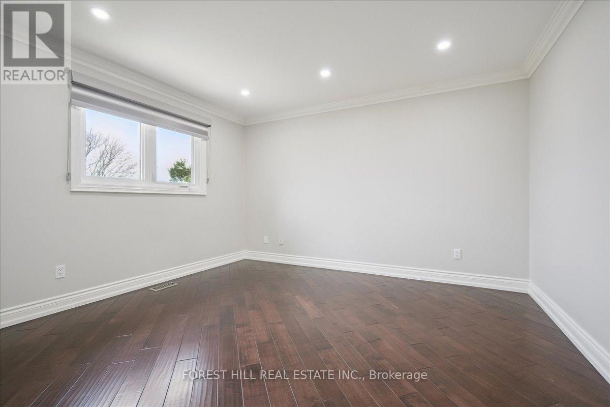 2579 Kenna Court, Mississauga, Ontario  L5K 2K4 - Photo 22 - W12895164