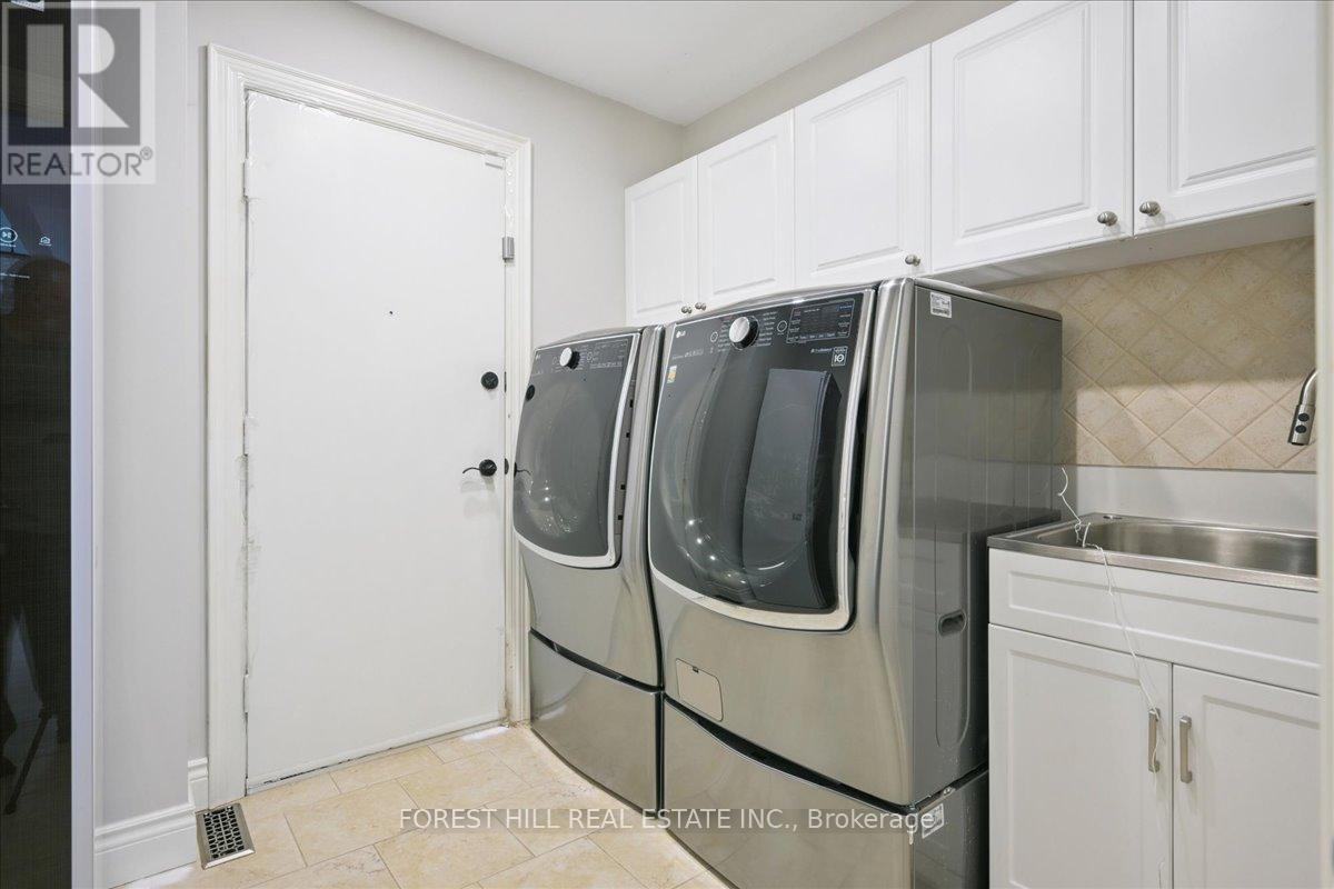 2579 Kenna Court, Mississauga, Ontario  L5K 2K4 - Photo 30 - W12895164