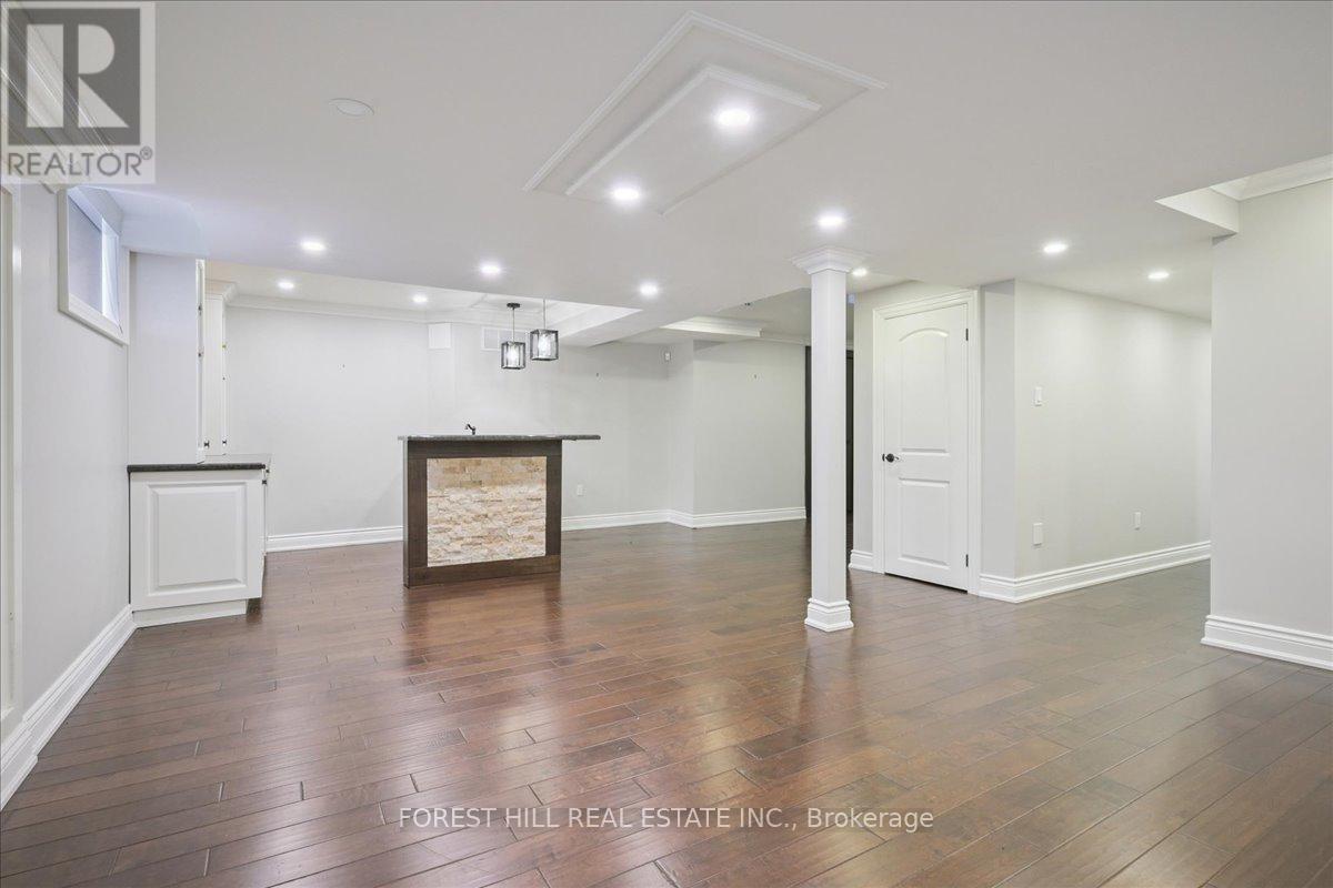 2579 Kenna Court, Mississauga, Ontario  L5K 2K4 - Photo 38 - W12895164