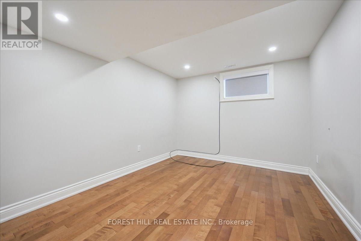 2579 Kenna Court, Mississauga, Ontario  L5K 2K4 - Photo 43 - W12895164