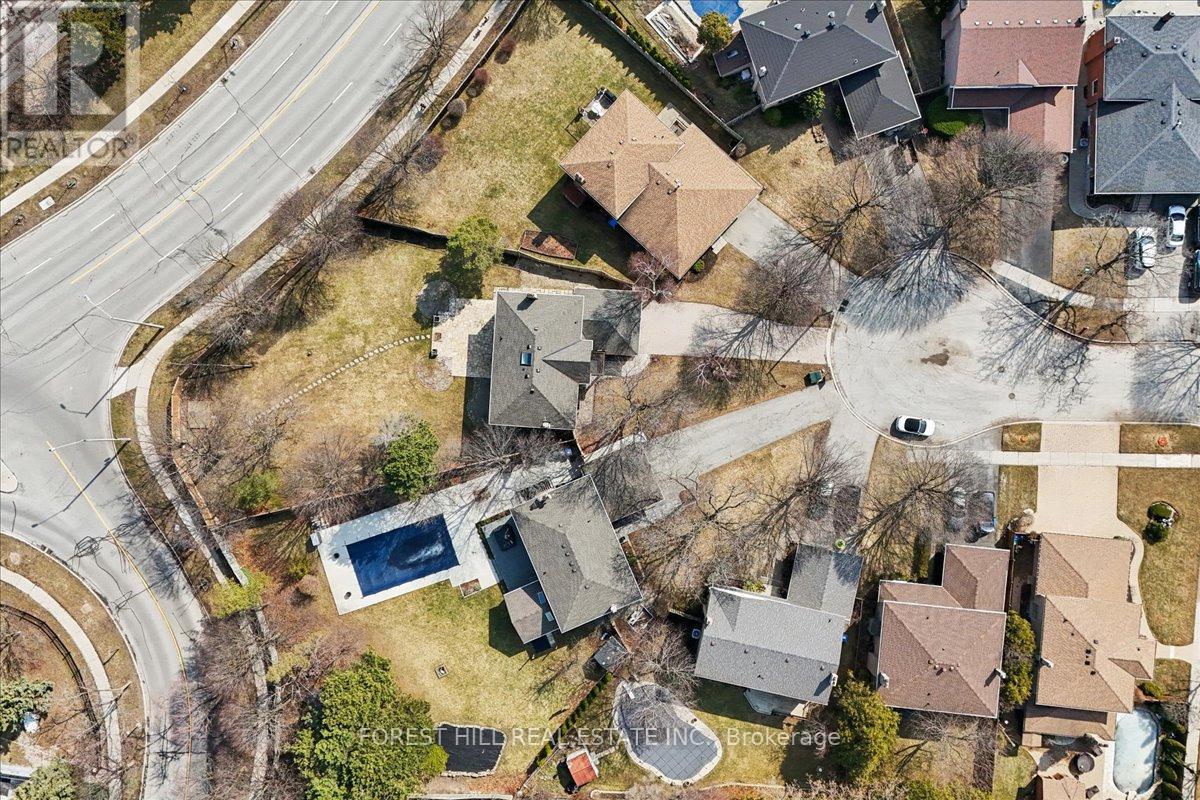 2579 Kenna Court, Mississauga, Ontario  L5K 2K4 - Photo 48 - W12895164