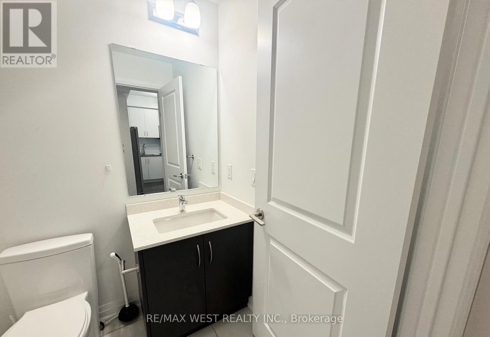 106 - 95 Attmar Drive, Brampton, Ontario  L6P 0Y6 - Photo 18 - W12895172