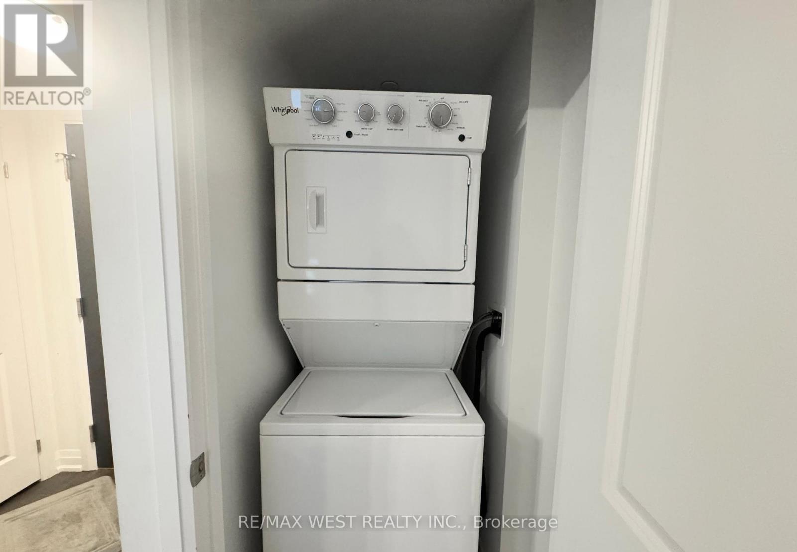 106 - 95 Attmar Drive, Brampton, Ontario  L6P 0Y6 - Photo 19 - W12895172