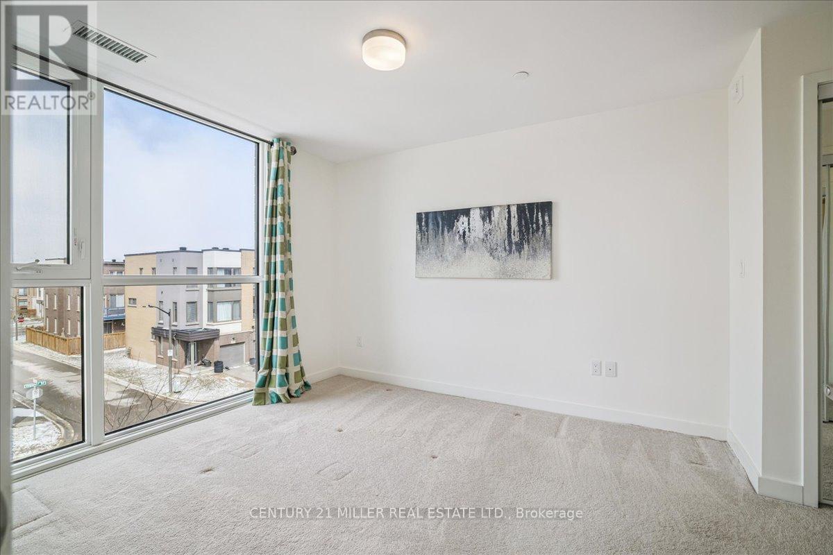 305 - 150 Sabina Drive, Oakville, Ontario  L6H 0W3 - Photo 16 - W12895240