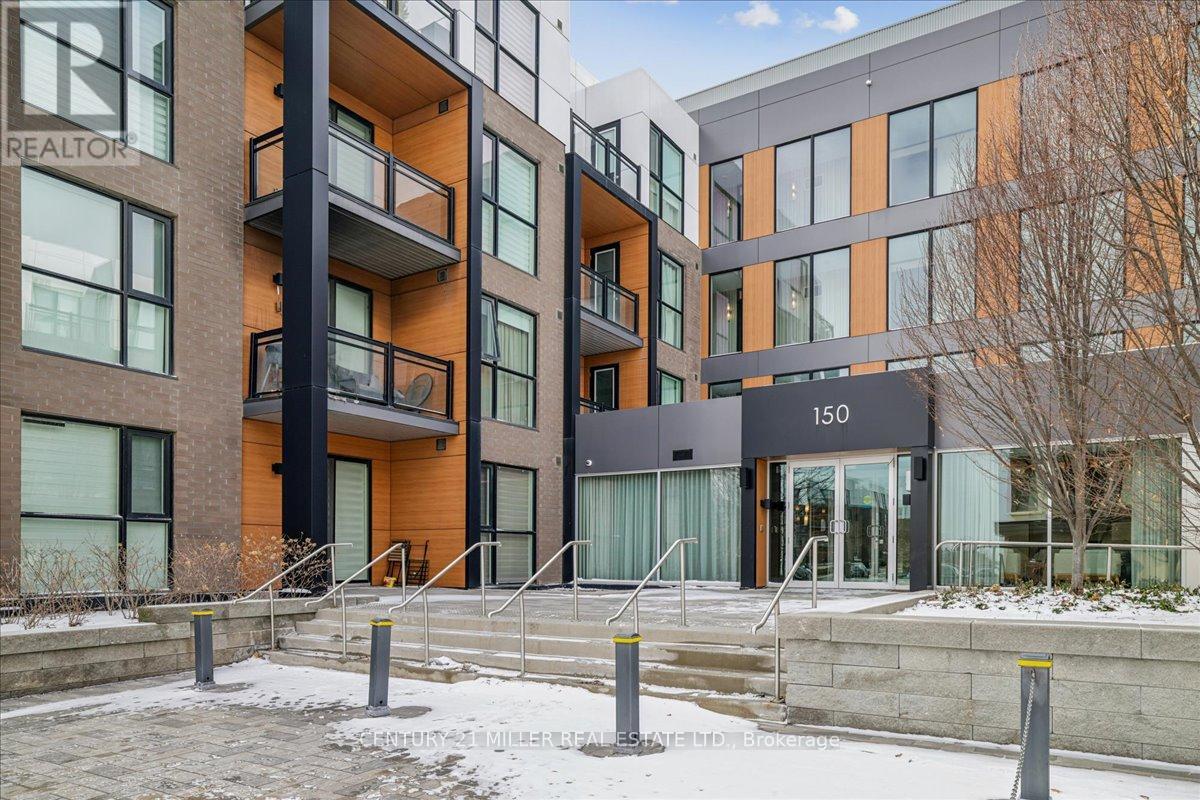 305 - 150 Sabina Drive, Oakville, Ontario  L6H 0W3 - Photo 2 - W12895240