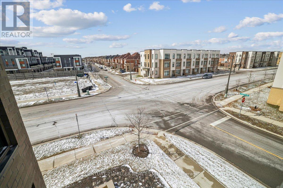 305 - 150 Sabina Drive, Oakville, Ontario  L6H 0W3 - Photo 31 - W12895240