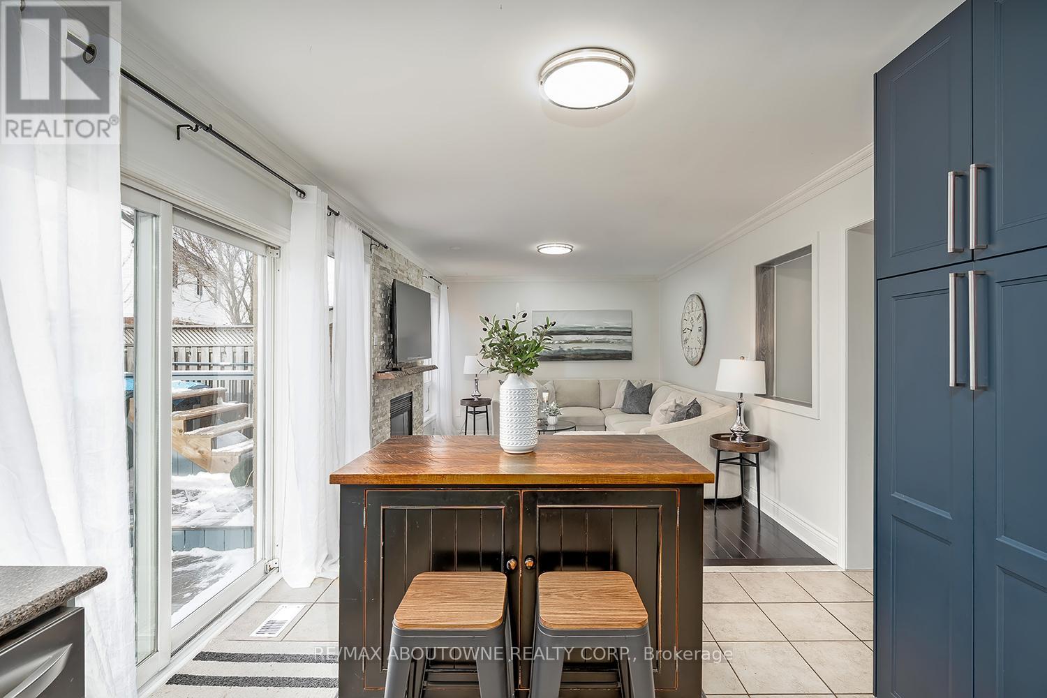 599 Caverhill Crescent, Milton, Ontario  L9T 5K1 - Photo 16 - W12895244