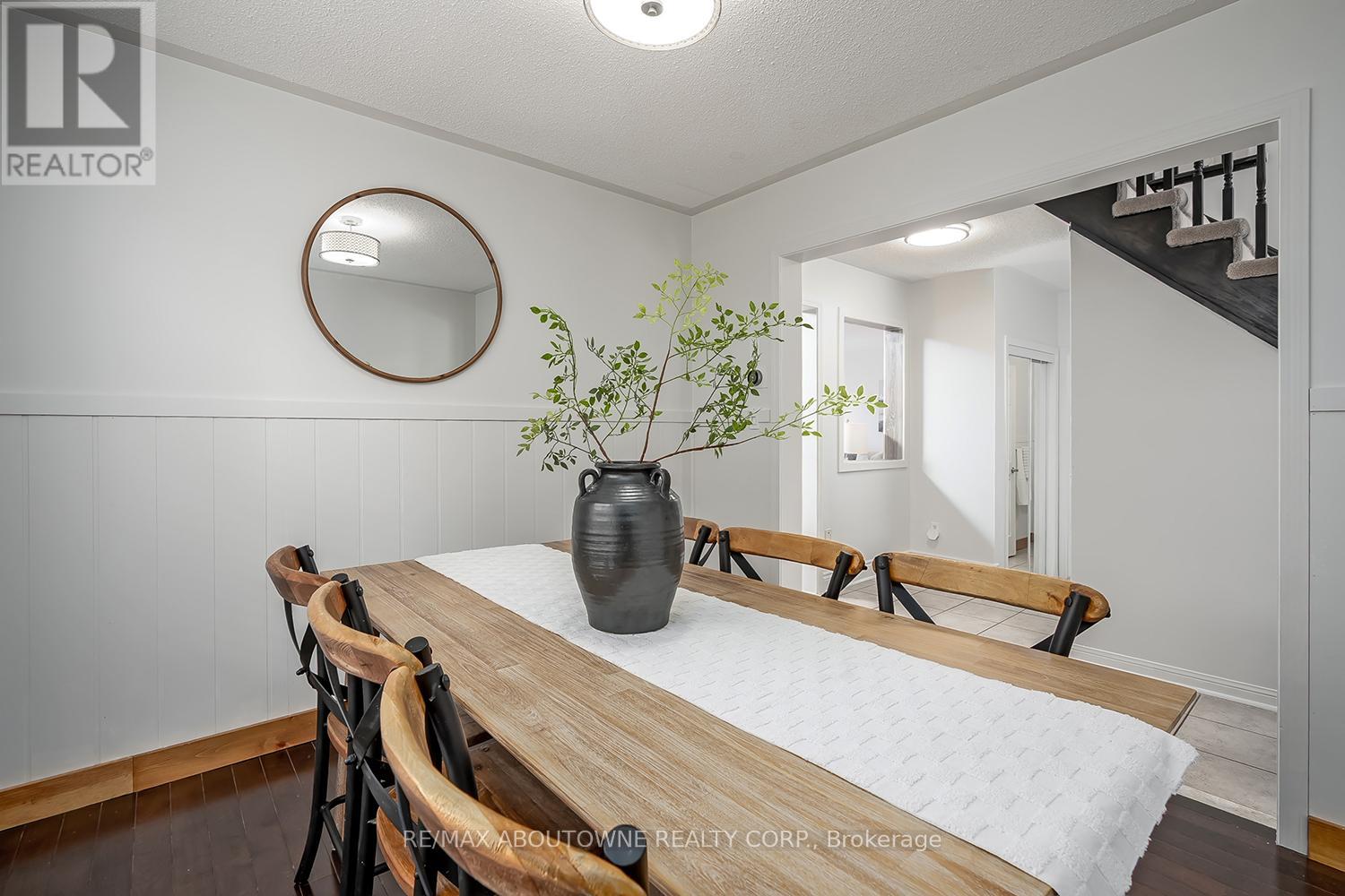 599 Caverhill Crescent, Milton, Ontario  L9T 5K1 - Photo 8 - W12895244