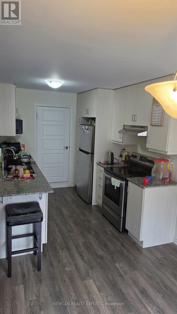 11 - 230 Lagerfeld Drive, Brampton, Ontario  L7A 5G9 - Photo 5 - W12895326