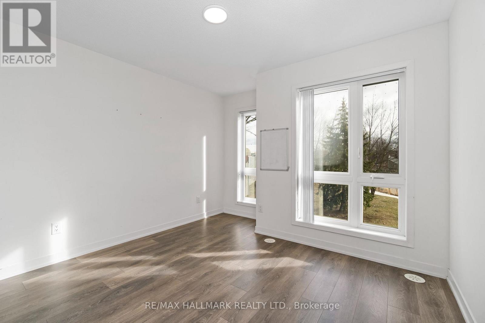 H202 - 90 Canon Jackson Drive, Toronto, Ontario  M6M 0B9 - Photo 10 - W12895332