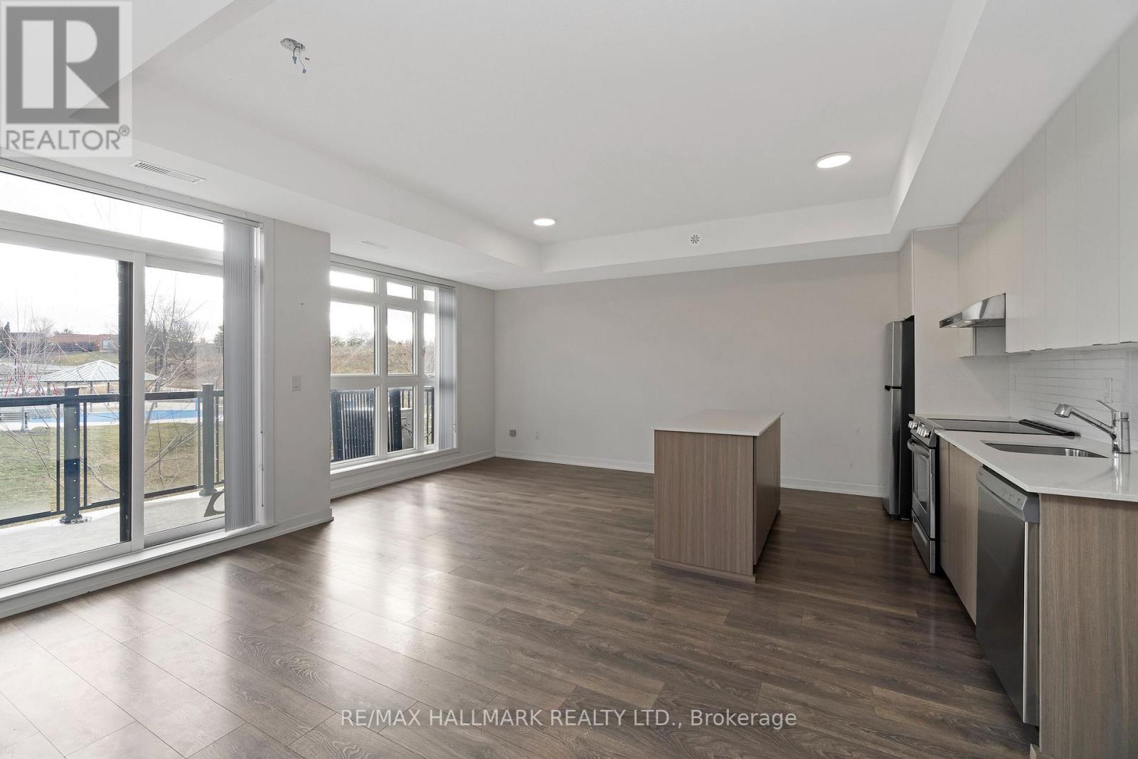 H202 - 90 Canon Jackson Drive, Toronto, Ontario  M6M 0B9 - Photo 2 - W12895332