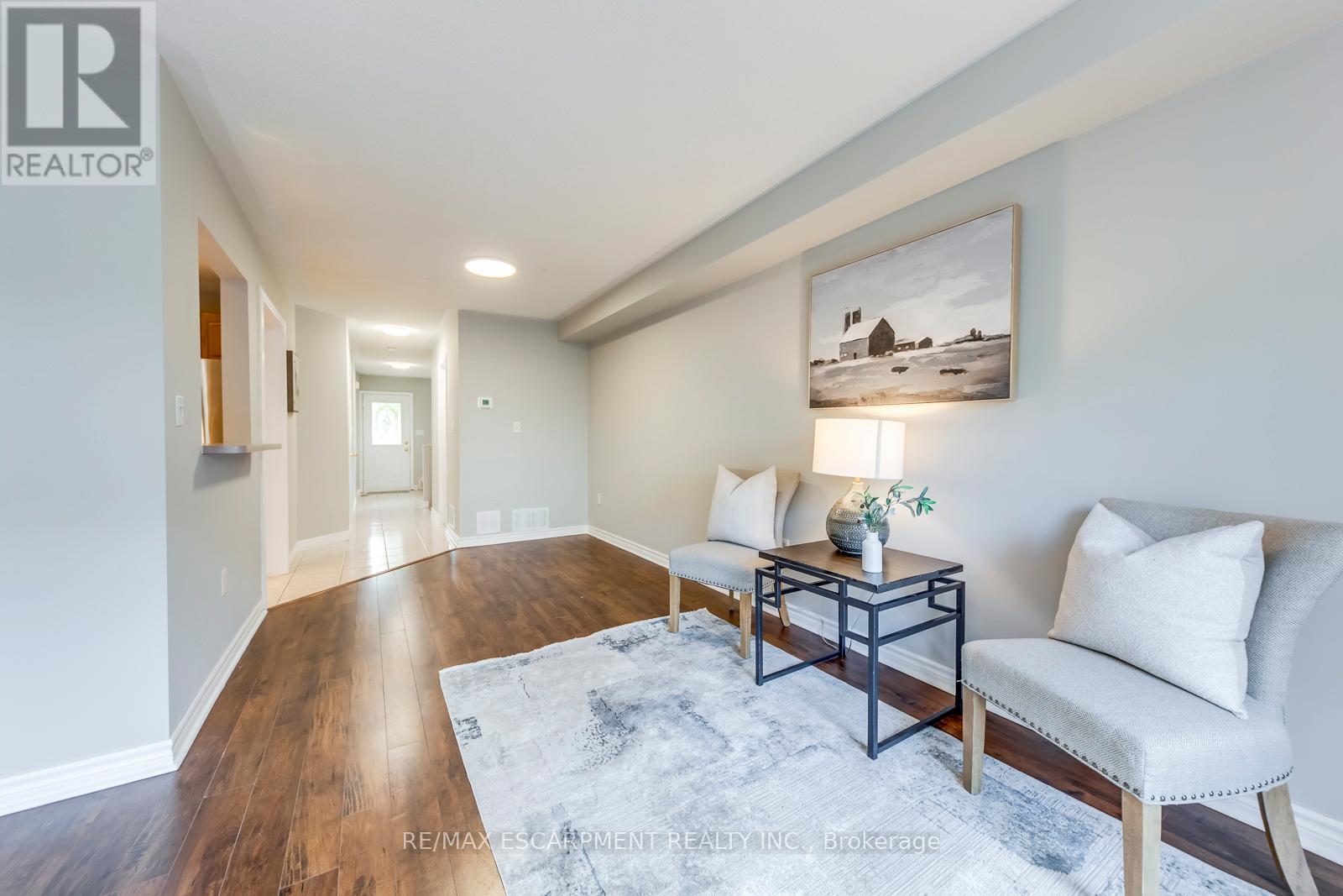 4401 Peter Drive, Burlington, Ontario  L7L 6S6 - Photo 10 - W12895354