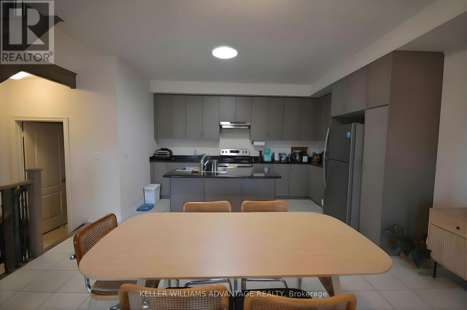 466 Silver Maple Road, Oakville, Ontario  L6H 3P5 - Photo 7 - W12895388