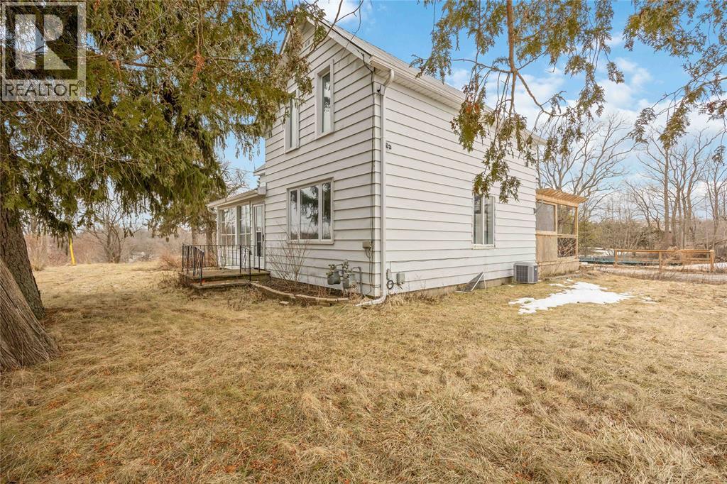 4421 Marthaville Road, Petrolia, Ontario  N0N 1R0 - Photo 2 - 26003152