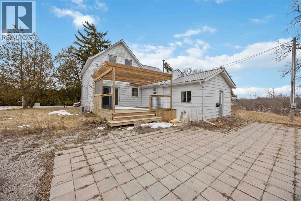 4421 Marthaville Road, Petrolia, Ontario  N0N 1R0 - Photo 4 - 26003152