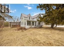 4421 MARTHAVILLE ROAD, Petrolia, Ontario