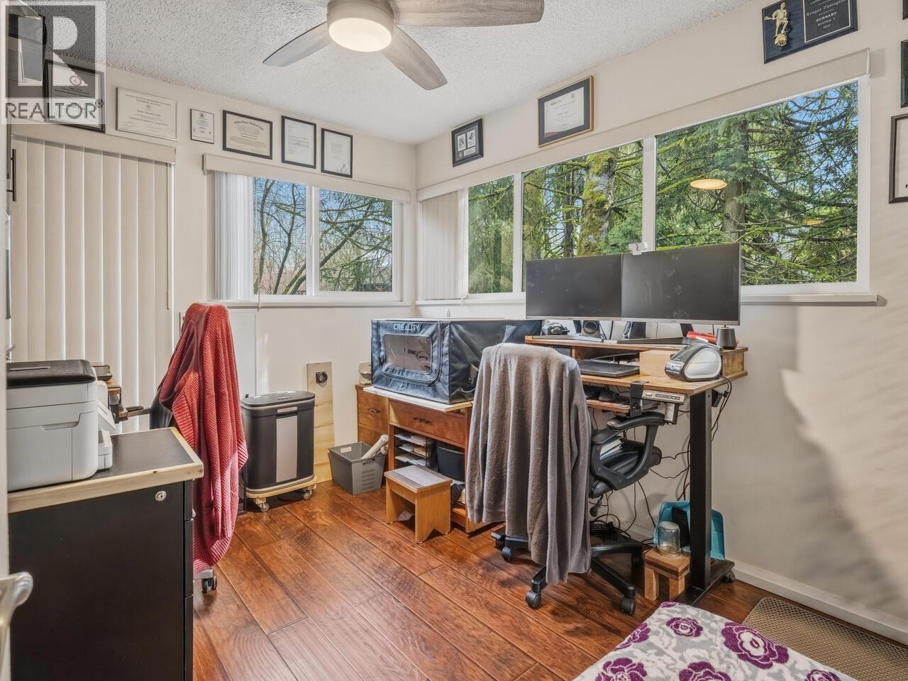 4597 Elmgrove Drive, Burnaby, British Columbia  V5G 3Y9 - Photo 13 - R3100382