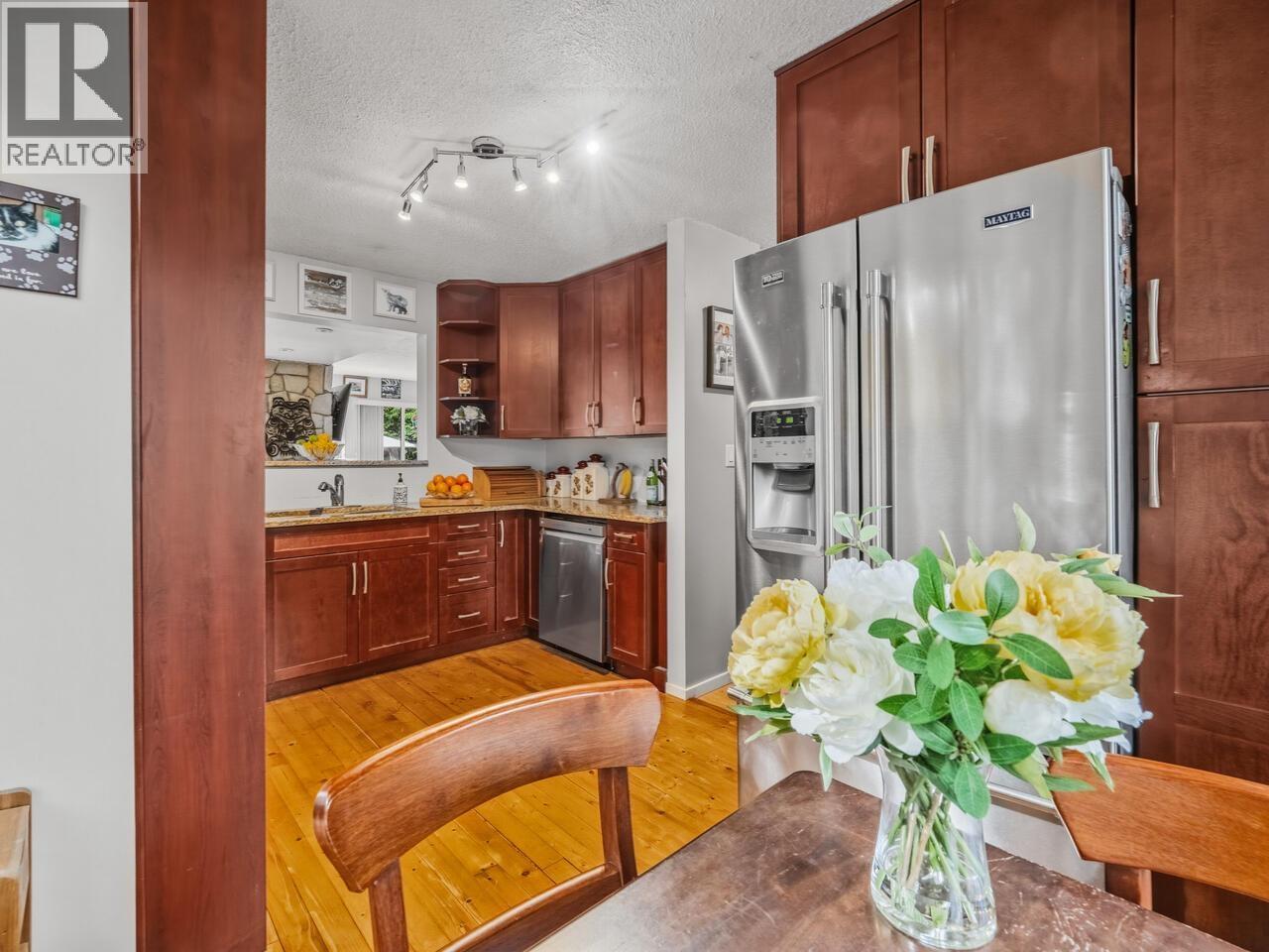 4597 Elmgrove Drive, Burnaby, British Columbia  V5G 3Y9 - Photo 7 - R3100382