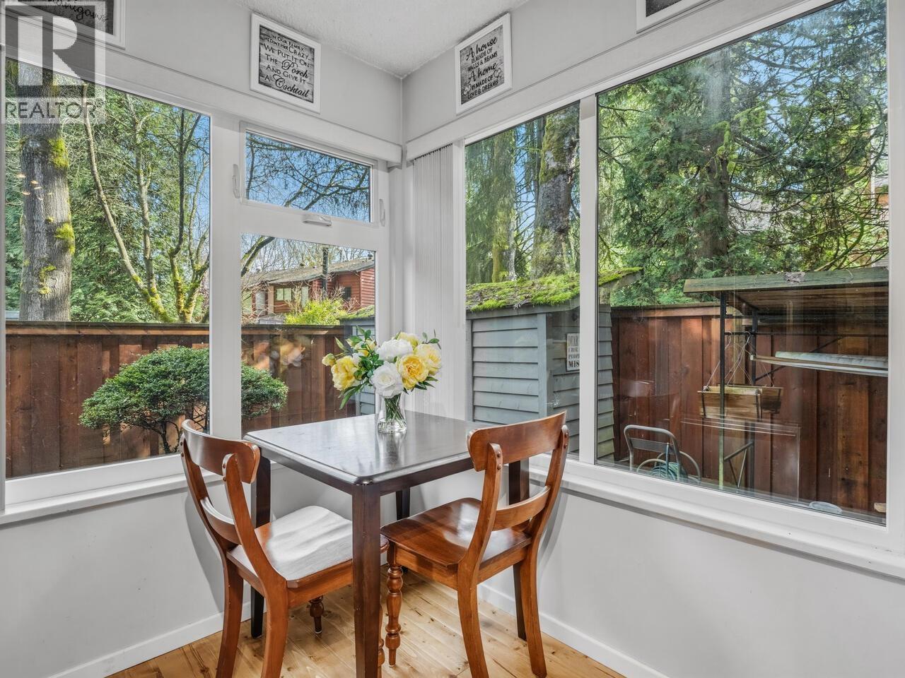 4597 Elmgrove Drive, Burnaby, British Columbia  V5G 3Y9 - Photo 6 - R3100382