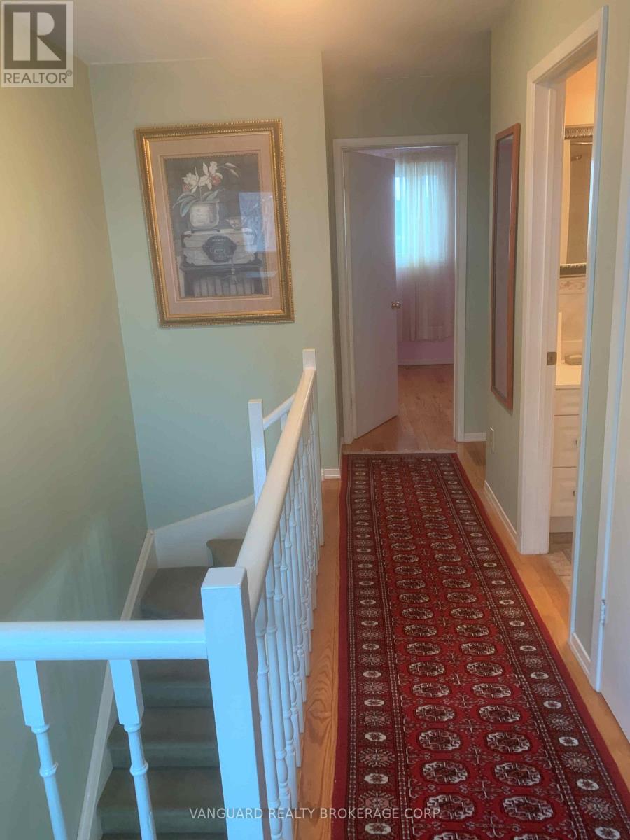 13 Bards Walkway, Toronto, Ontario  M2J 4T8 - Photo 10 - C12892210