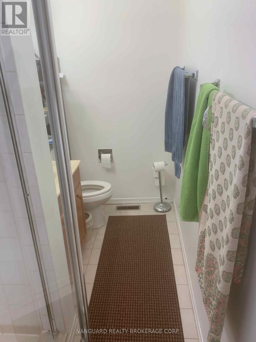 13 Bards Walkway, Toronto, Ontario  M2J 4T8 - Photo 15 - C12892210