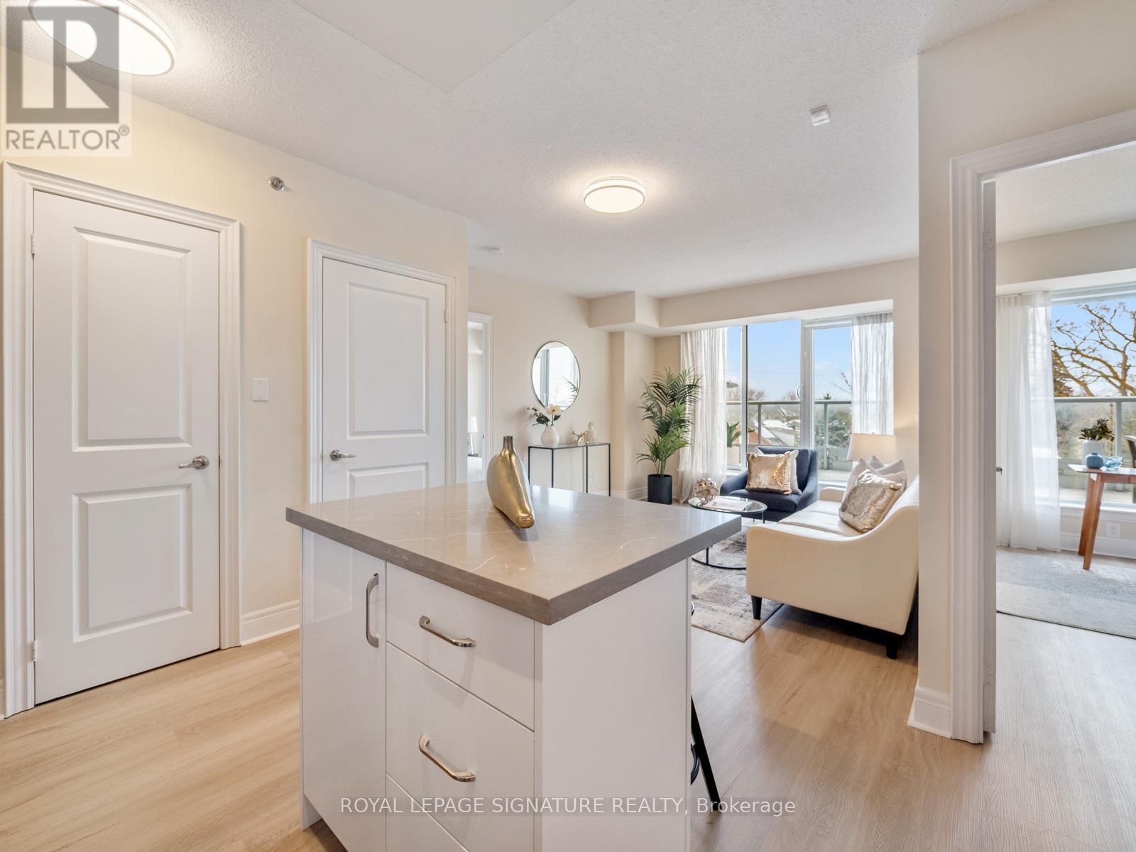 324 - 701 Sheppard Avenue W, Toronto, Ontario  M3H 2S7 - Photo 15 - C12895352